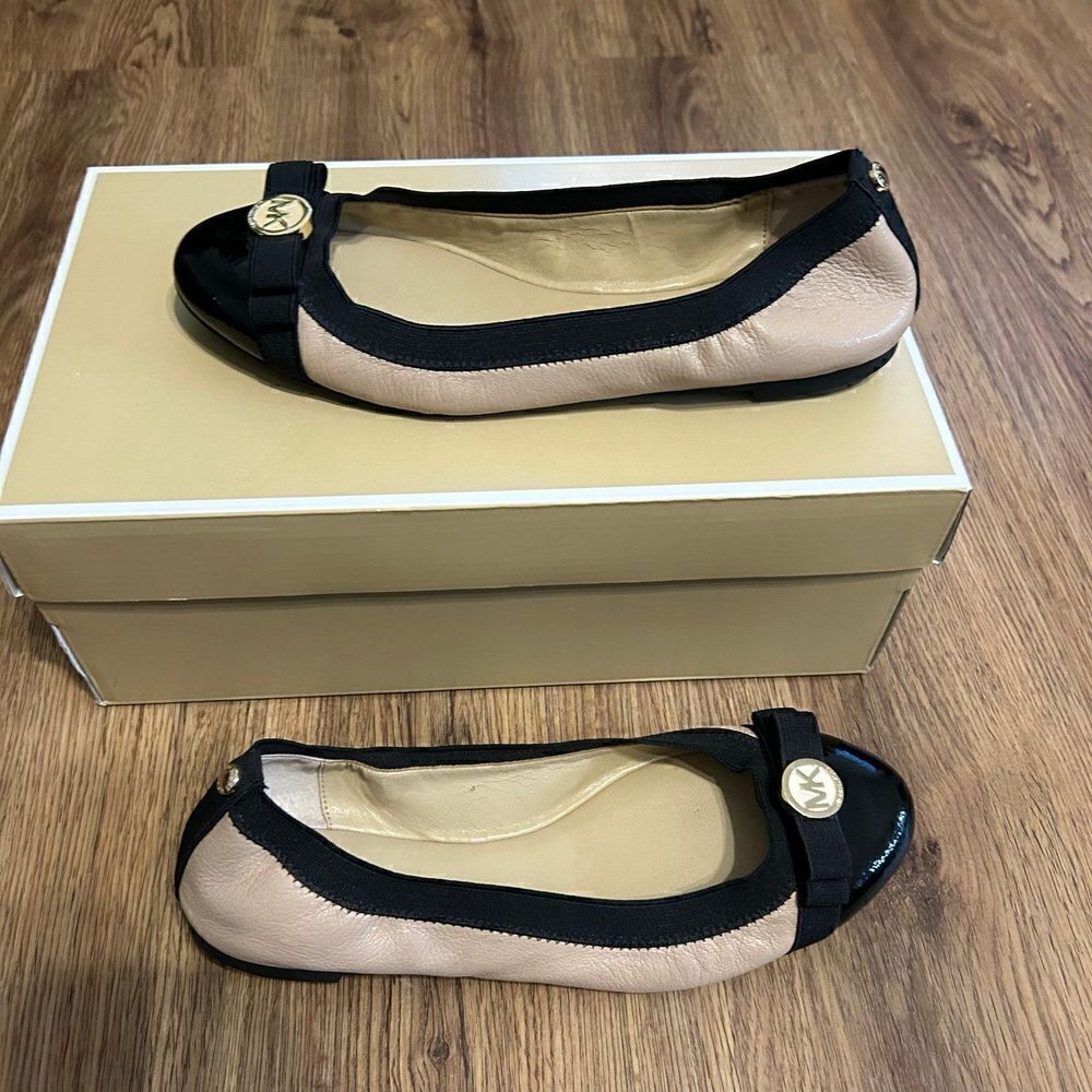 Michael Kors bow flats slip on shoes women’s 6